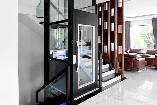 global projects Cibes Home Lift ลิฟท์บ้าน middle of stairs