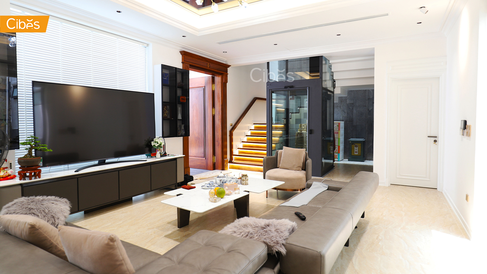 Cibes lift ลิฟท์บ้าน ลิฟท์กระจกกลางบันได 1