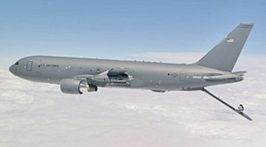 การจัดแสดงของ Thunderbirds และ KC-46 Pegasus