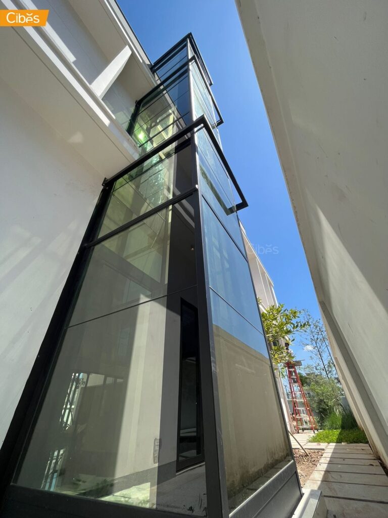 Cibes V80 Aurora ลิฟท์บ้าน 3 ชั้น สี Gothic Graphite Black (ขนาด 1400x1400)