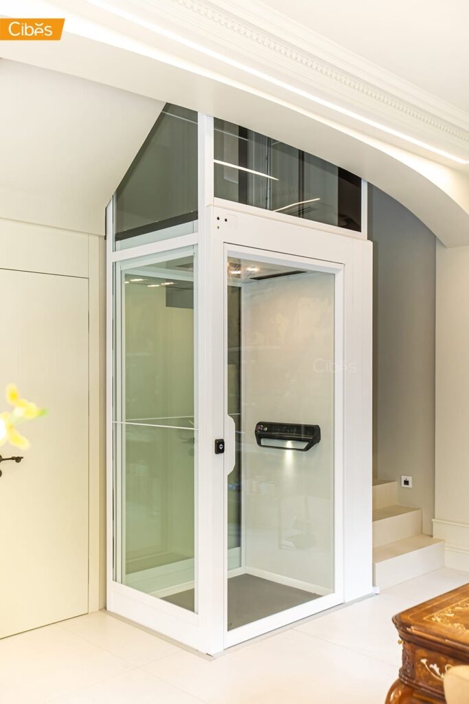 Cibes V90 Elegance ลิฟท์บ้าน 3 ชั้น สี Organic Signal White (ขนาด 1110x815)