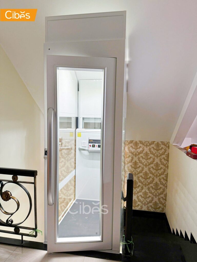 Cibes Uno Standard ลิฟท์บ้าน 3 ชั้น สี RAL9016 (White) (ขนาด 850×1135)
