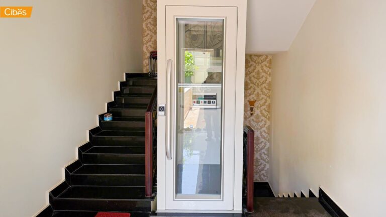 Cibes Uno | Luxury Home Lift 3 floors with RAL9016 (White) (Size 850×1135 mm)
