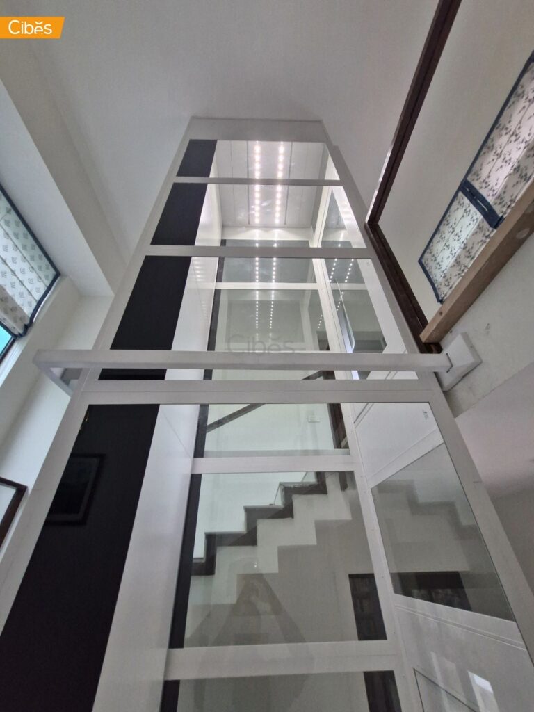 Cibes Uno Standard ลิฟท์บ้าน 3 ชั้น สี RAL9016 (White) (ขนาด 850×1135)