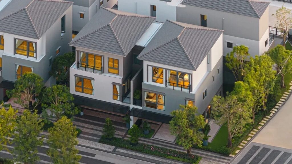 บ้านกลางเมือง ดิ อิดิชั่น พระราม 9 - พัฒนาการ 2 - ตัวอย่าง Gated Community แบบ Gated Townhome & Cluster Home Community