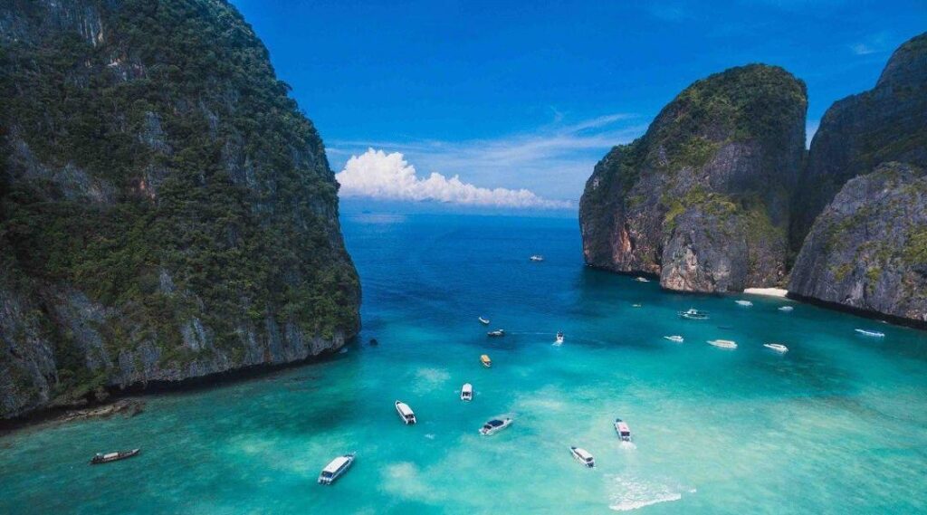 จุดหมายปลายทางยอดนิยมสำหรับ Charter Yacht ในประเทศไทย