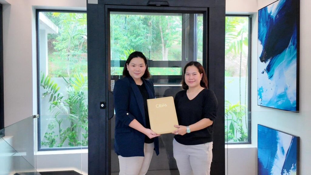 การส่งมอบ Cibes Lift ให้กับเจ้าของบ้านที่ติดตั้งรุ่น V80